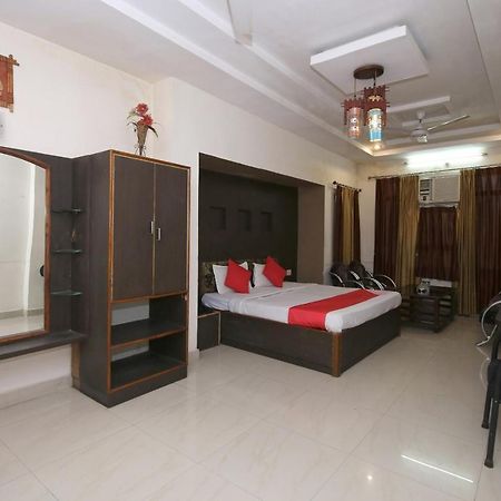 Oyo Hotel Shubhkamna Jabalpur Bagian luar foto