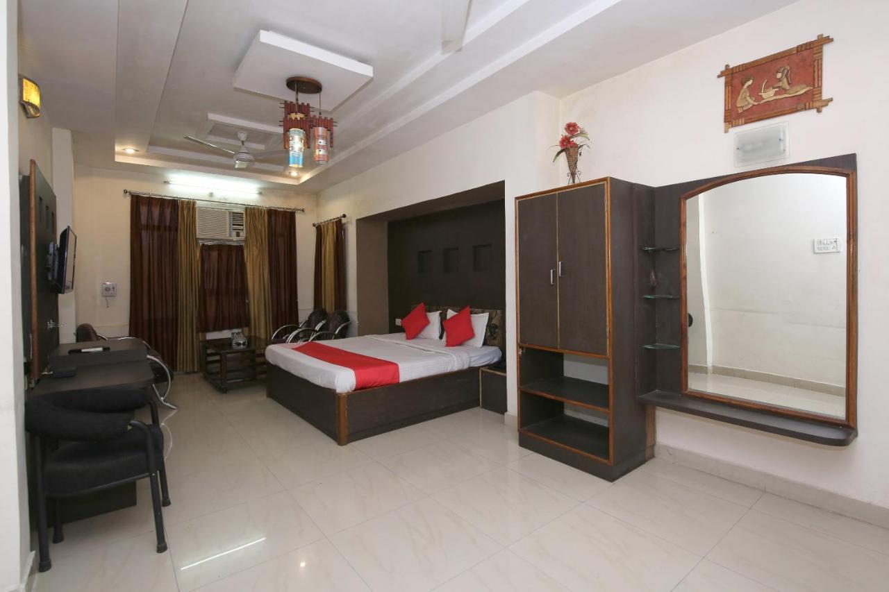 Oyo Hotel Shubhkamna Jabalpur Bagian luar foto