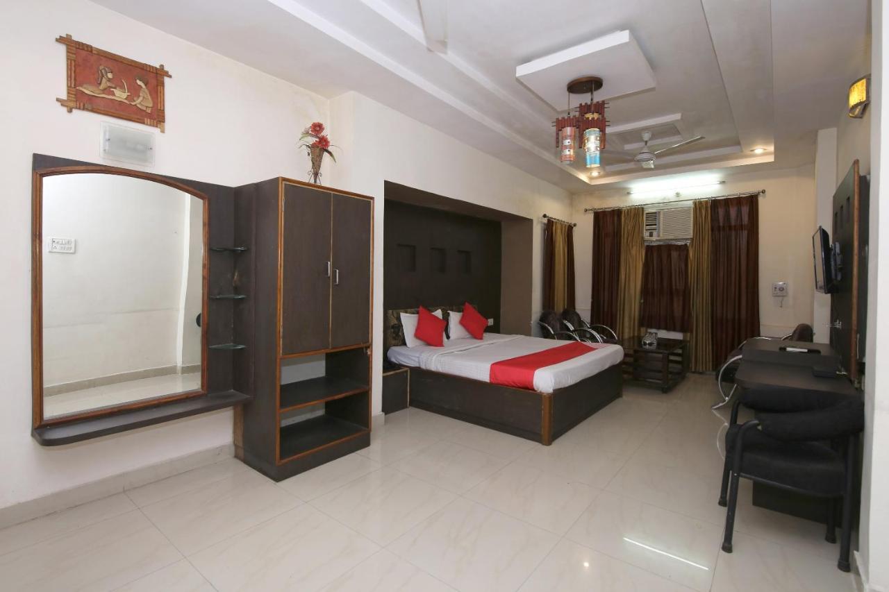 Oyo Hotel Shubhkamna Jabalpur Bagian luar foto