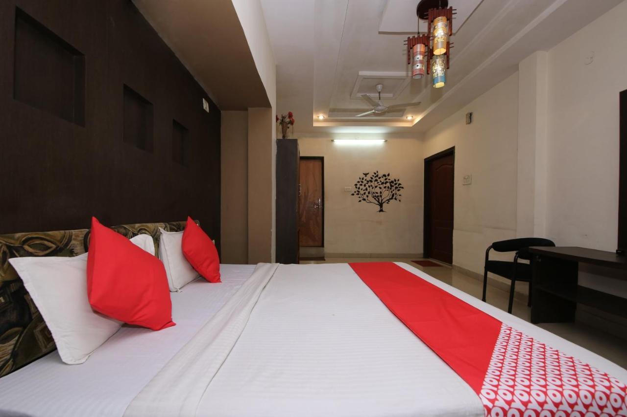 Oyo Hotel Shubhkamna Jabalpur Bagian luar foto