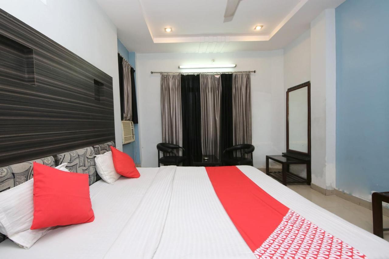 Oyo Hotel Shubhkamna Jabalpur Bagian luar foto