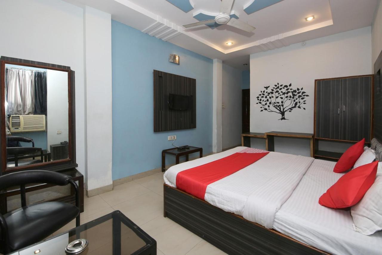 Oyo Hotel Shubhkamna Jabalpur Bagian luar foto