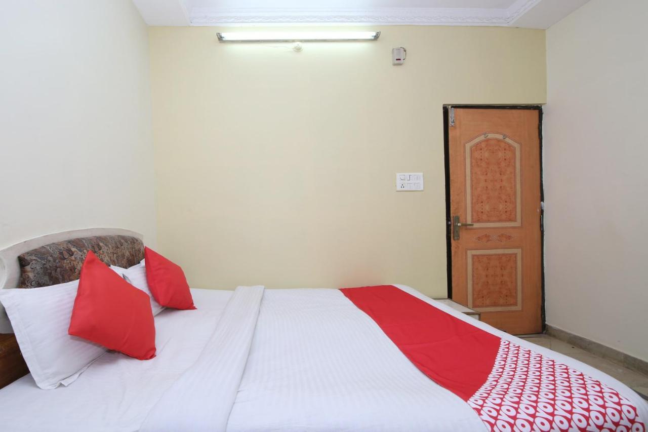 Oyo Hotel Shubhkamna Jabalpur Bagian luar foto