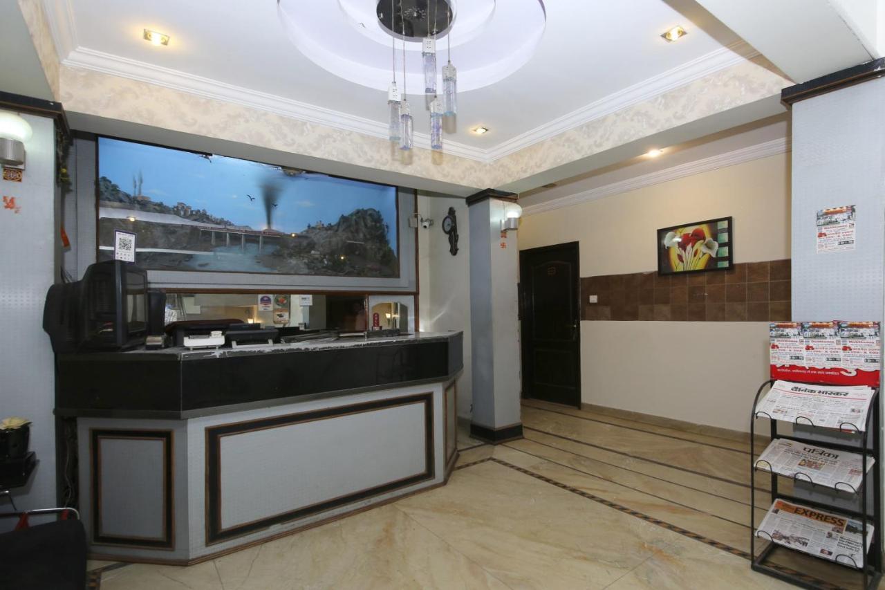 Oyo Hotel Shubhkamna Jabalpur Bagian luar foto
