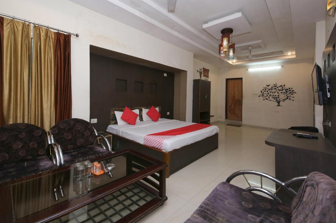 Oyo Hotel Shubhkamna Jabalpur Bagian luar foto