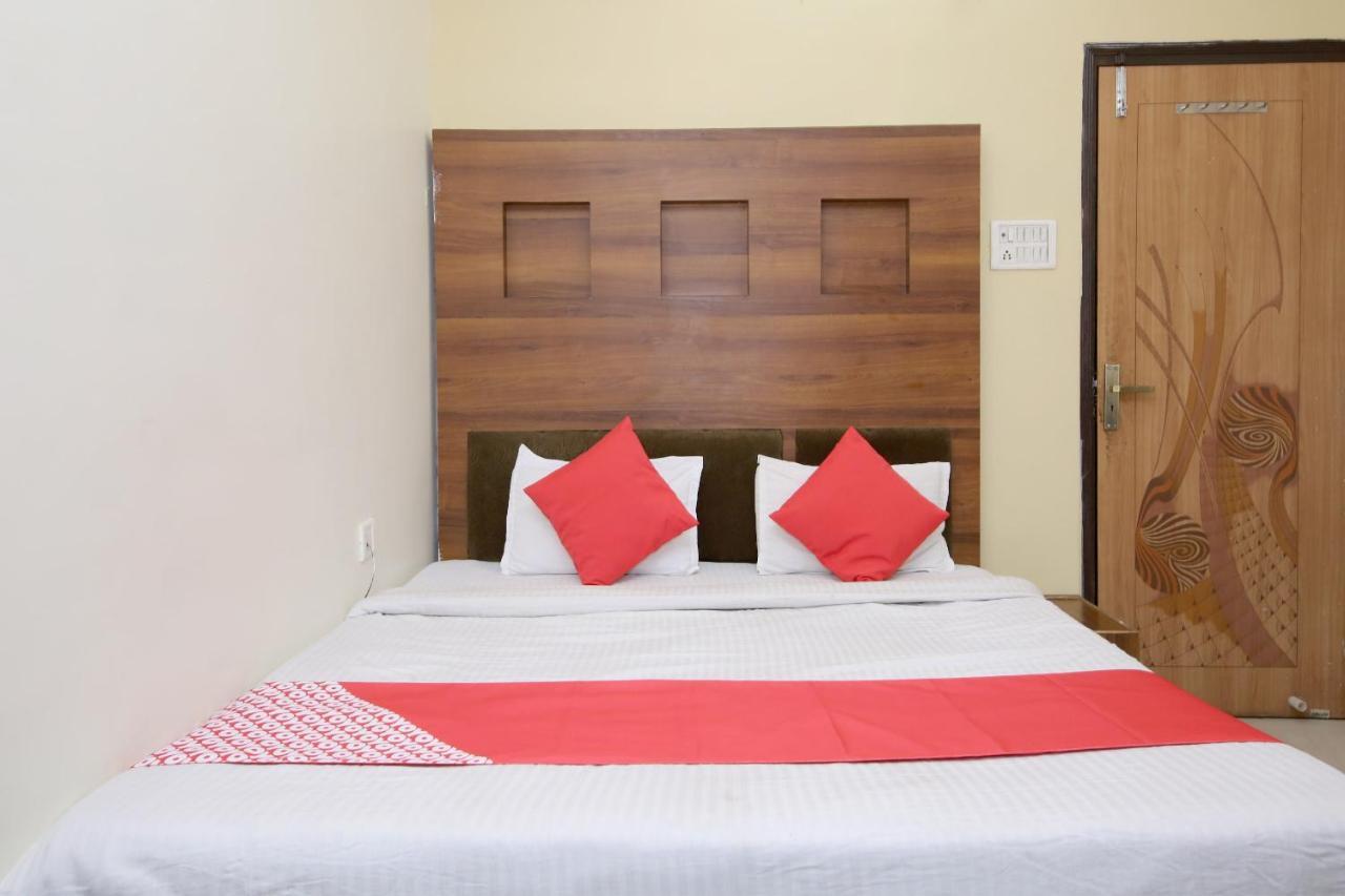 Oyo Hotel Shubhkamna Jabalpur Bagian luar foto