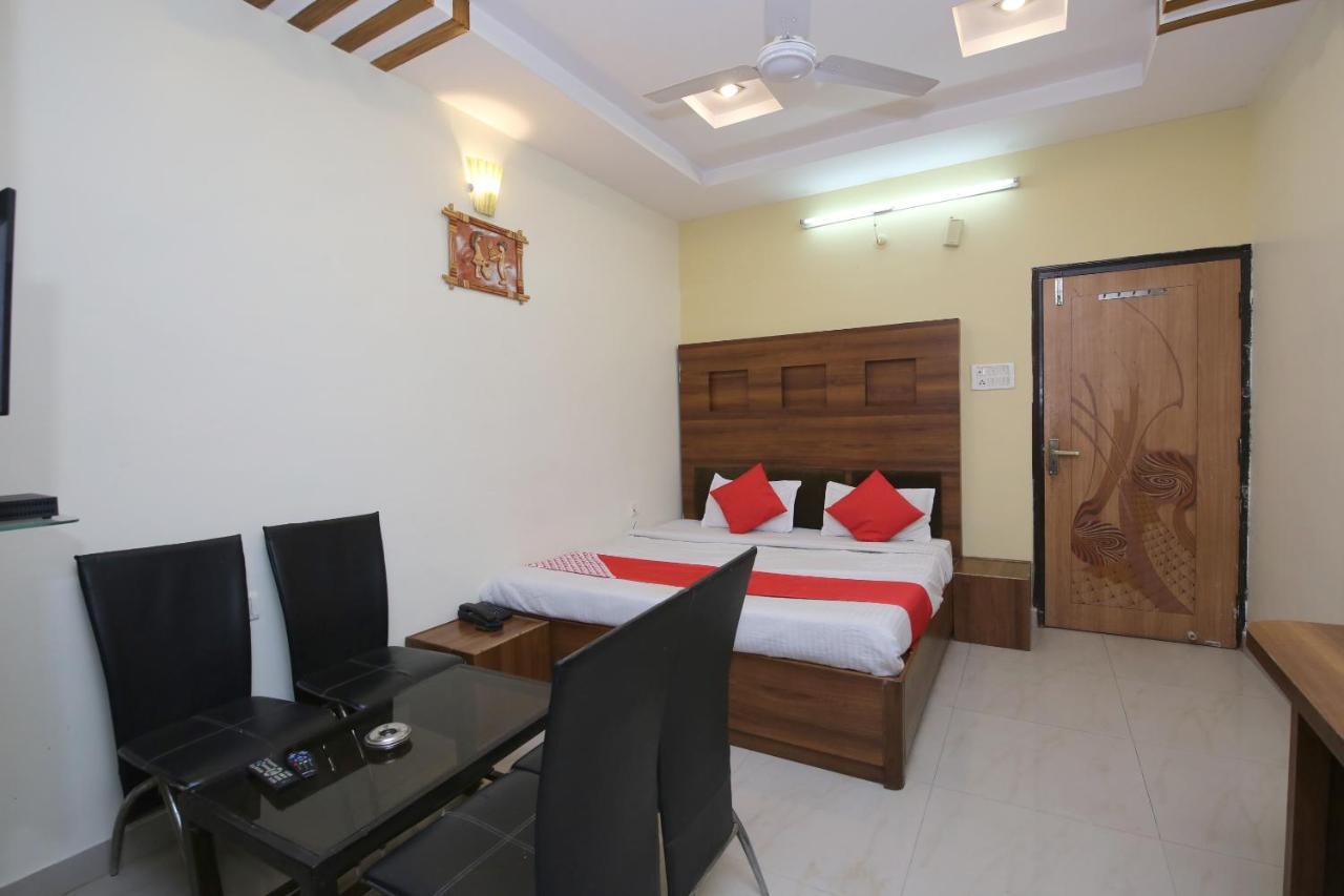 Oyo Hotel Shubhkamna Jabalpur Bagian luar foto